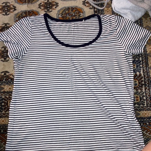 Levi's Tops | Levis Cali Tee Shirt New XL - Picture 1 of 3